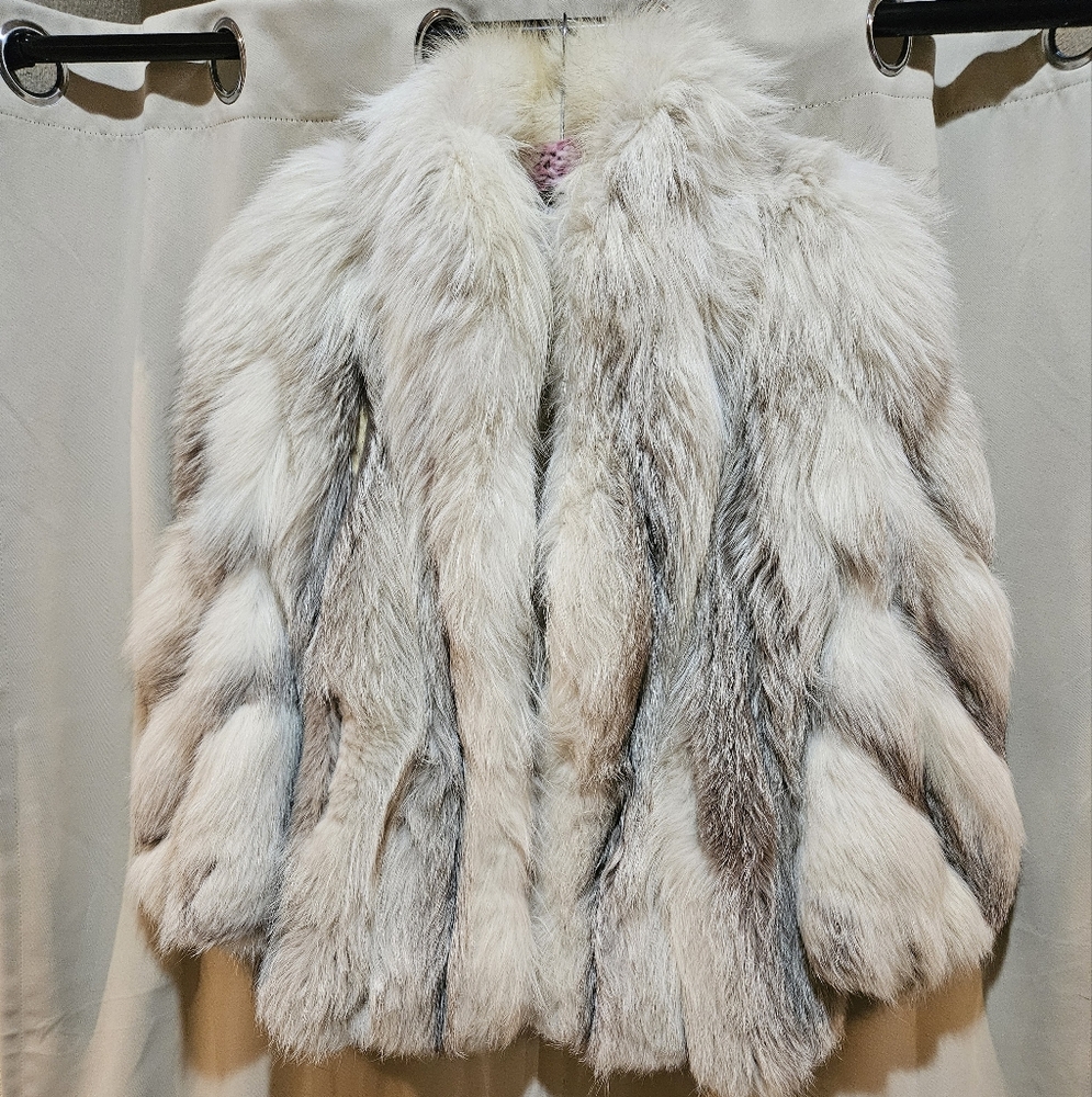 Luxurious Golden Isle Fox Stroller Fur coat